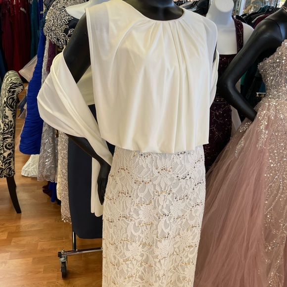 Long off white dress with jersey blouse top and lace bottom size 6 gold sequins - Picture 5 of 7